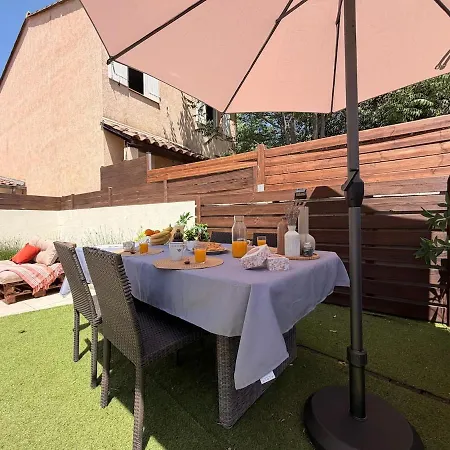 Апартаменты Le Soleya - Clim- Terrasse Ним